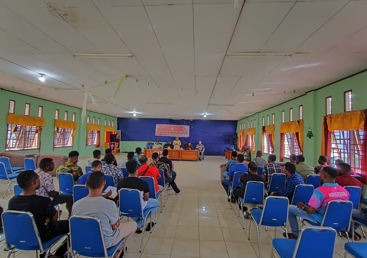 Hearing Dialog Komisi III DPR Papua Bersama Mahasiswa Memberamo Raya.