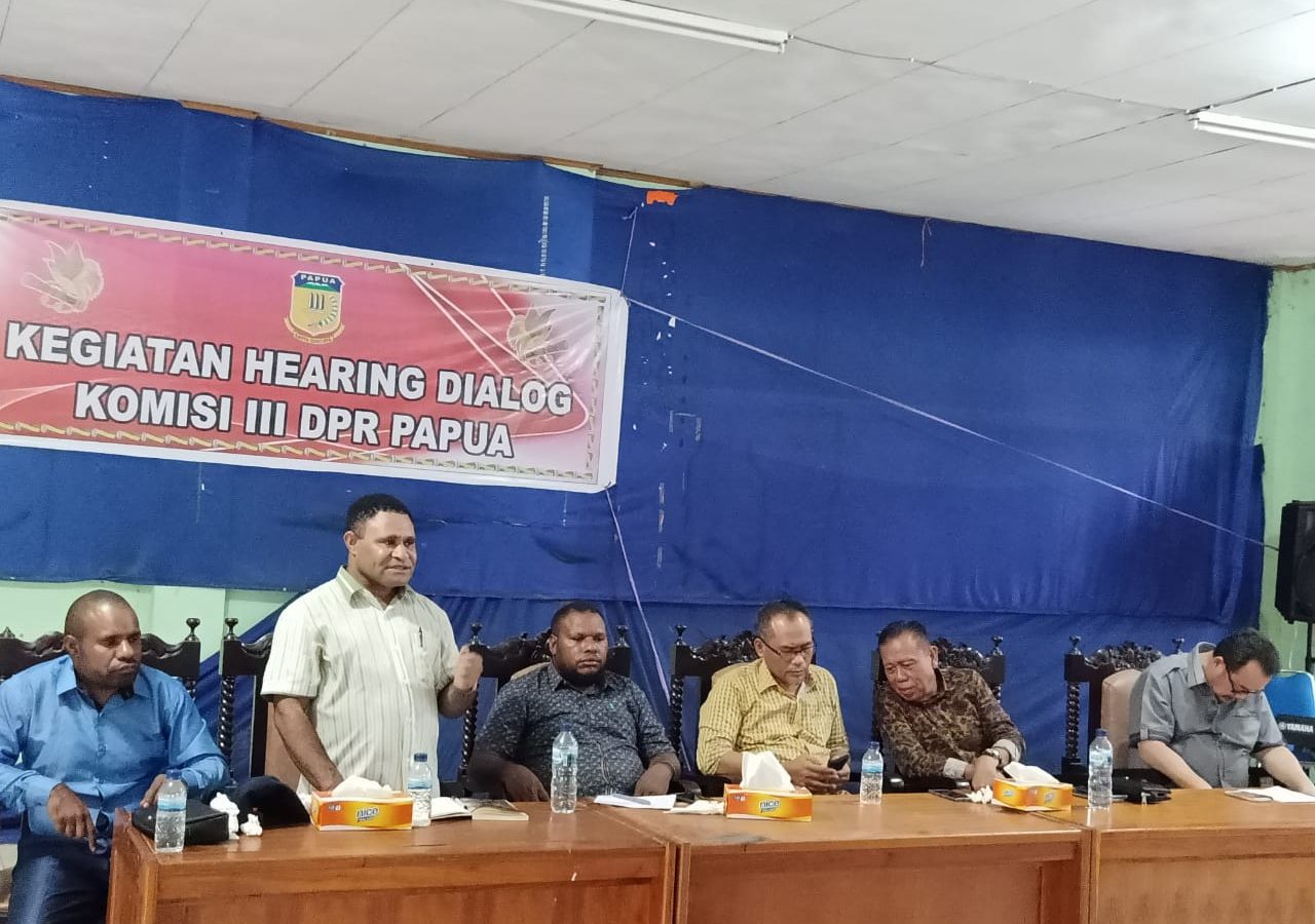 Hearing Dialog Komisi III DPR Papua Bersama Mahasiswa Memberamo Raya. (27)