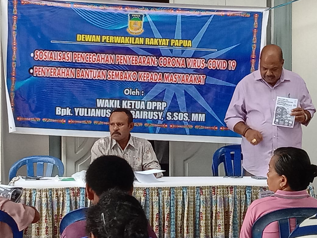 HEARING DIALOG WAKIL KETUA III DPR PAPUA YULIANUS RUMBAIRUSY, S.Sos., MM. (4)