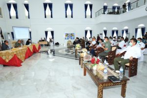 Rapat Forum Komunikasi Pimpinan Daerah (Forkompimda) Provinsi Papua yang dipimpin Wakil Gubernur Papua Klemen Tinal, SE., MM, (2)