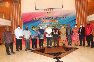 Bapemperda DPR Papua Berhasil Rampungkan Pembahasan 11 Raperda (5)