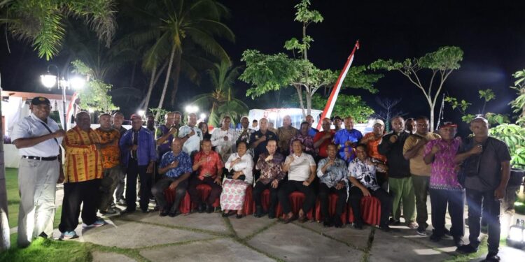 Ketua MRP : Ini baru pertama kali Sepanjang Sejarah , Pj Gubernur  bertemu dengan Ondoafi dan Tokoh Adat